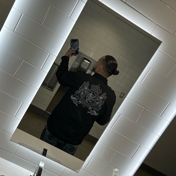 Meet your Posher, Rolando - Picture 2 of 2